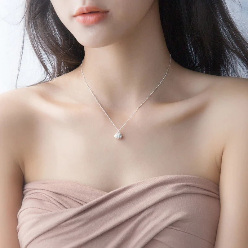 Modian New Solid 925 Sterling Silver Natural Freshwater Pearl Shell Fashion Necklace Pendants For Women Classic Charm Jewelry