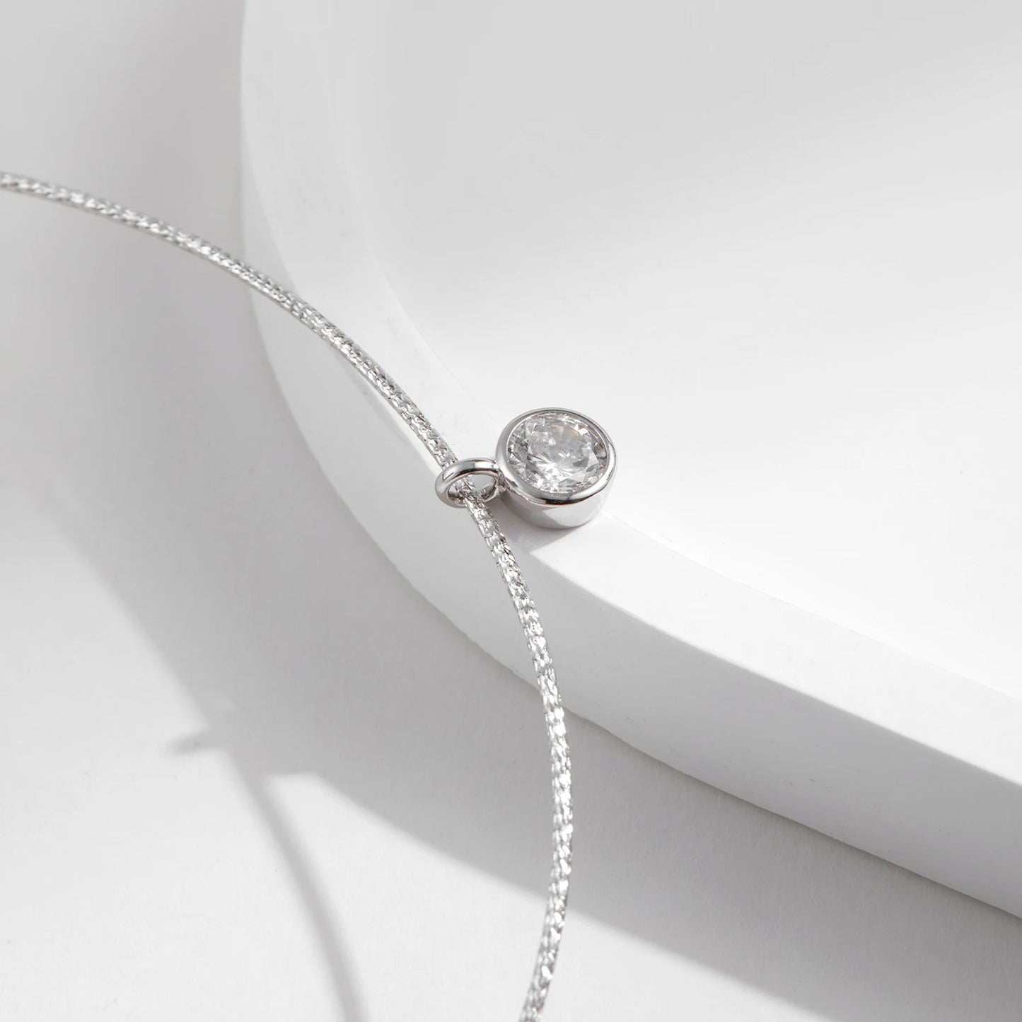 Collar MODIAN con circonitas redondas deslumbrantes, plata de ley 925, cadena de serpiente de alta gama, gargantilla de moda para mujer, joyería fina