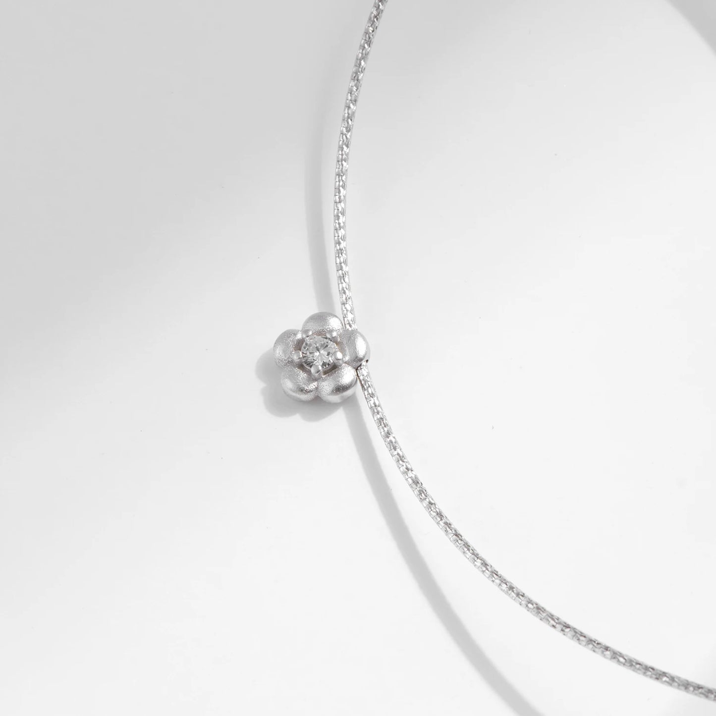 MODIAN Solid 925 Sterling Silver Fashion Frosted Flower CZ Snake Chain Pendant Necklace For Women Party Fine Jewelry