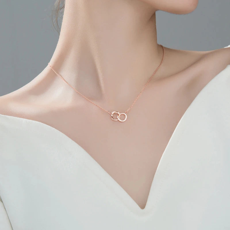 Colgante Modian Simple Vintage de circonita cúbica transparente con forma geométrica redonda entrelazada en plata de ley 925 para mujer, cadena de eslabones, collar, joyería fina
