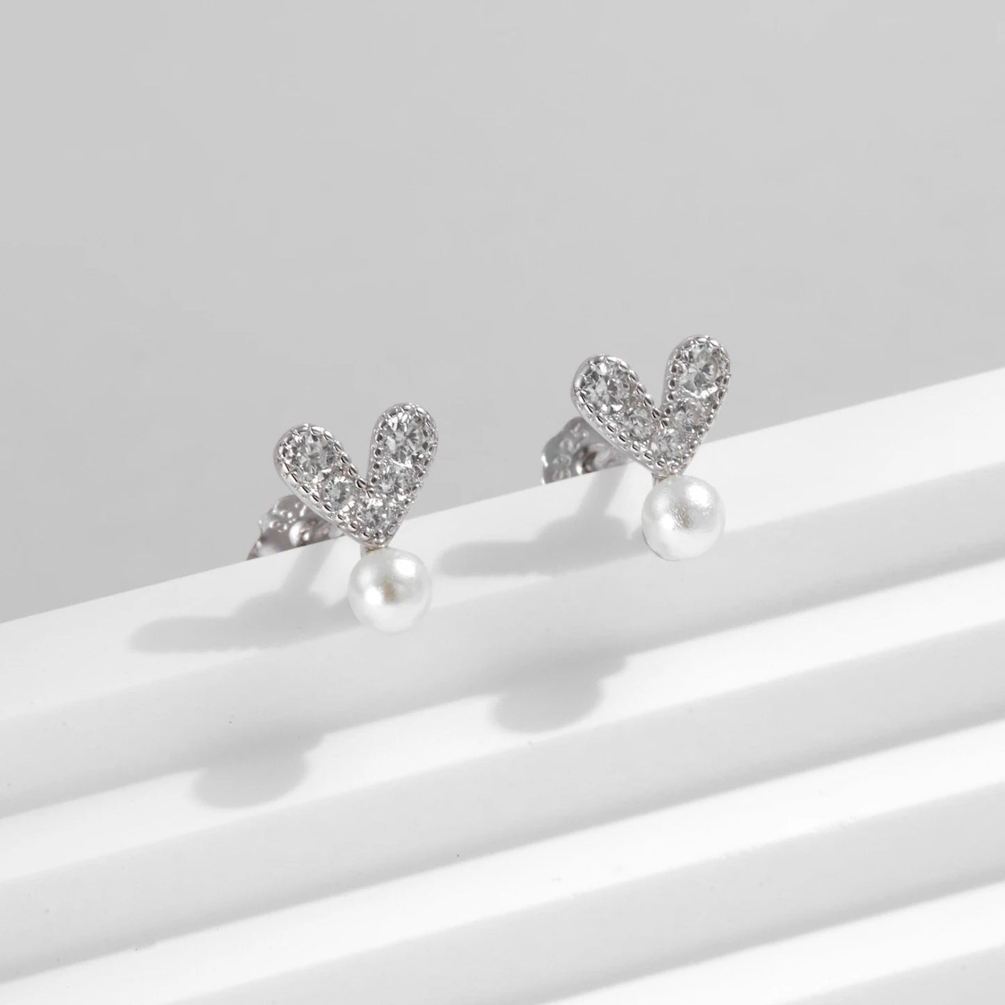 Pendientes MODIAN de plata de ley 925 con perlas sintéticas, elegantes y deslumbrantes con forma de corazón y circonita cúbica transparente para mujer, joyería fina.