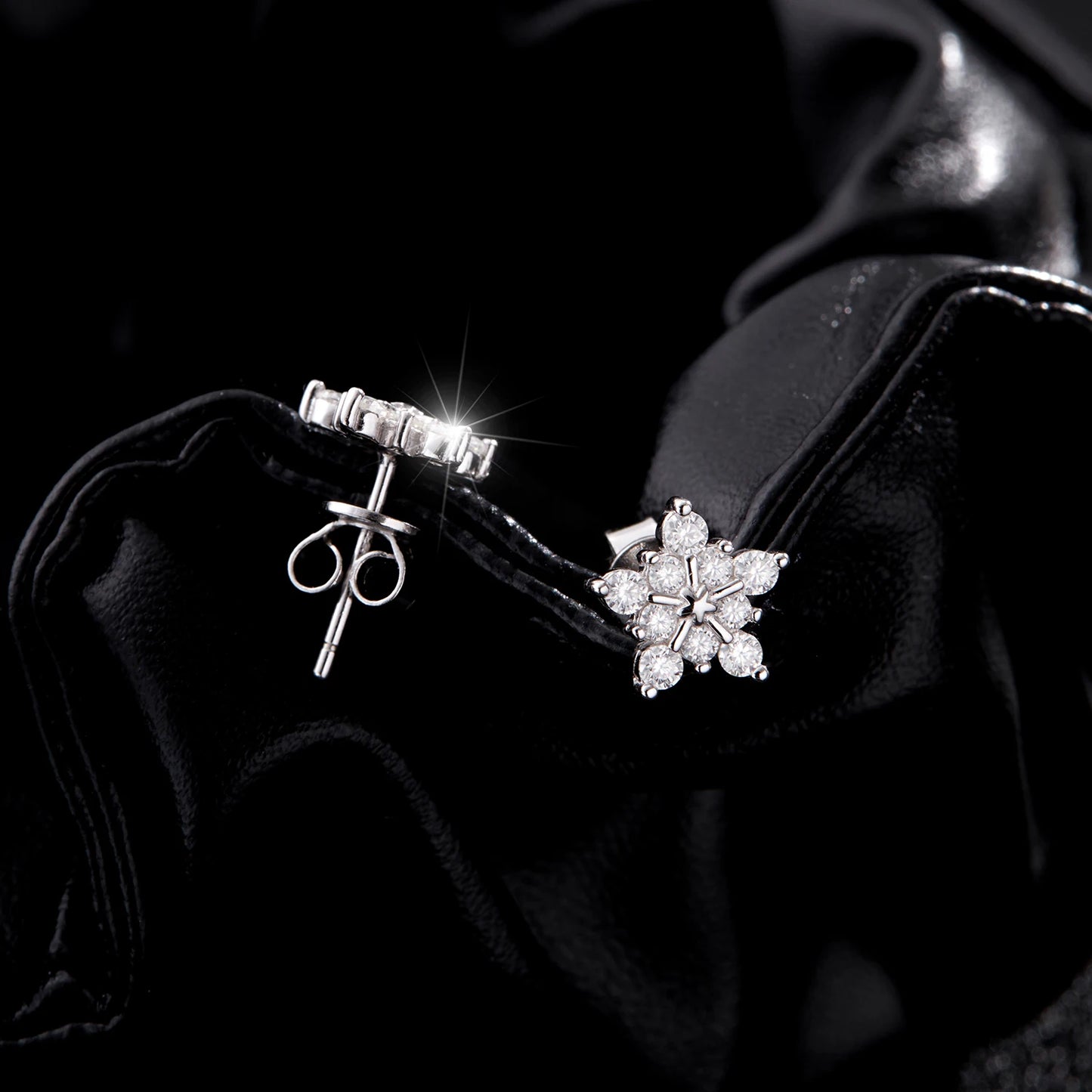 MODIAN D Color Dazzling Moissanite Earrings 925 Sterling Silver Trendy Cute Snowflake Stud Earrings For Women Fine Jewelry