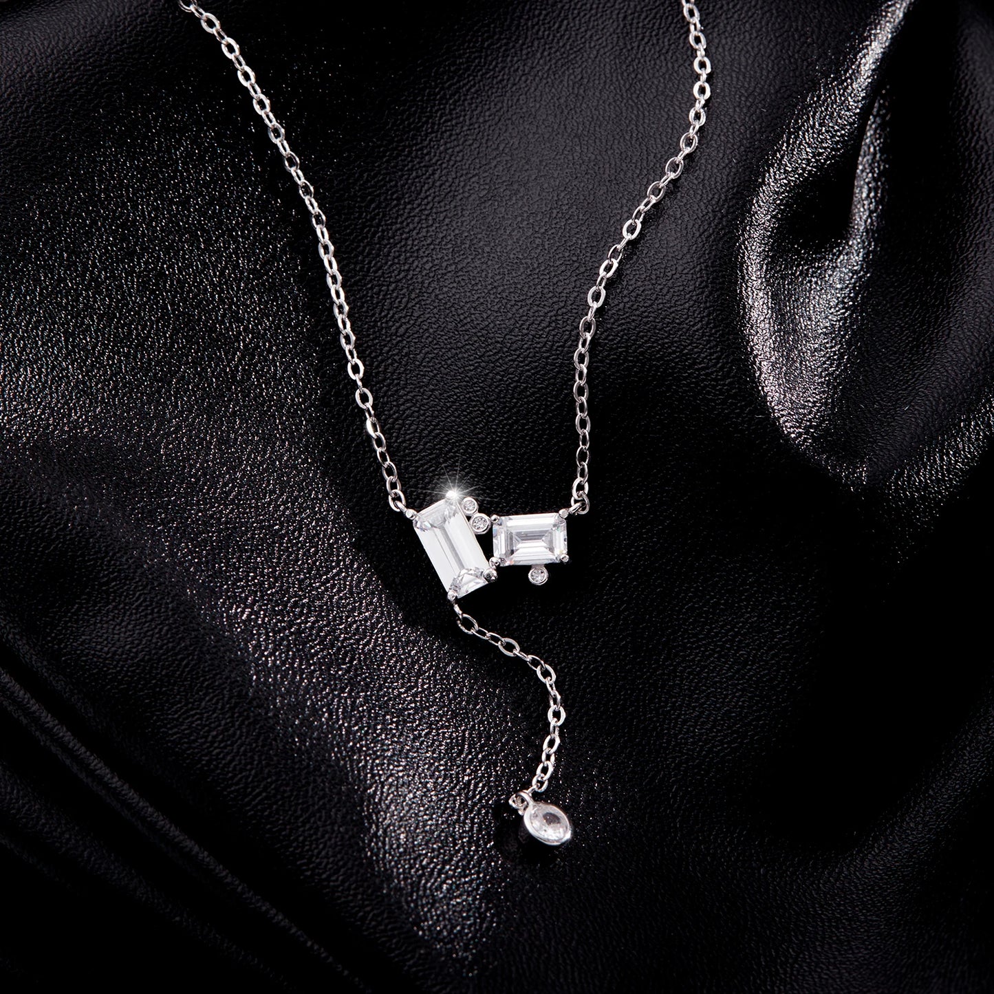 Collar con colgante en forma de Y de cadena de eslabones rectangulares de circonita cúbica transparente de MODIAN en plata de ley 925 para mujer, joyería fina