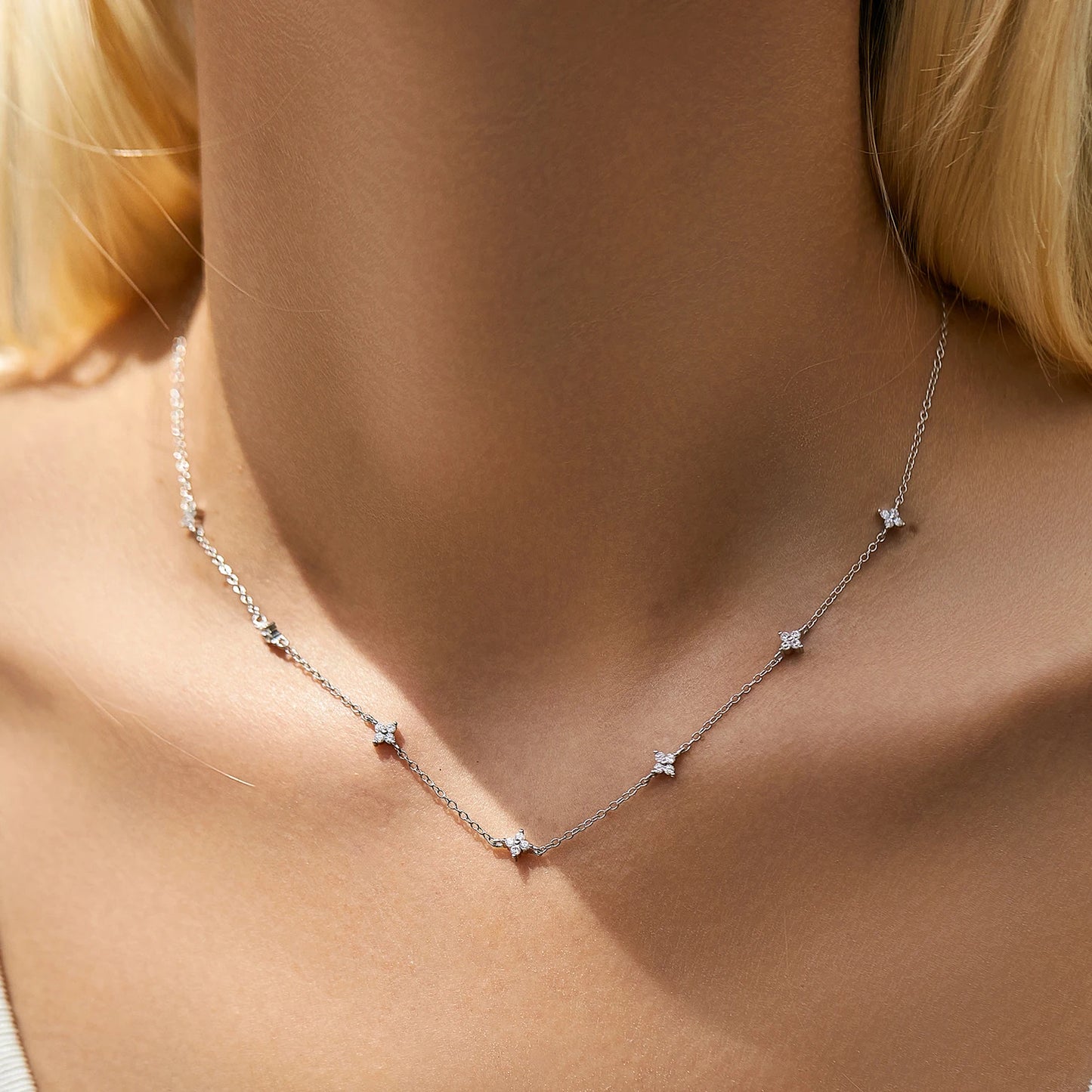 Collar MODIAN de plata de ley 925 con circonita y trébol de cuatro hojas para mujer, cadena de eslabones moderna, dijes apilables, joyería fina