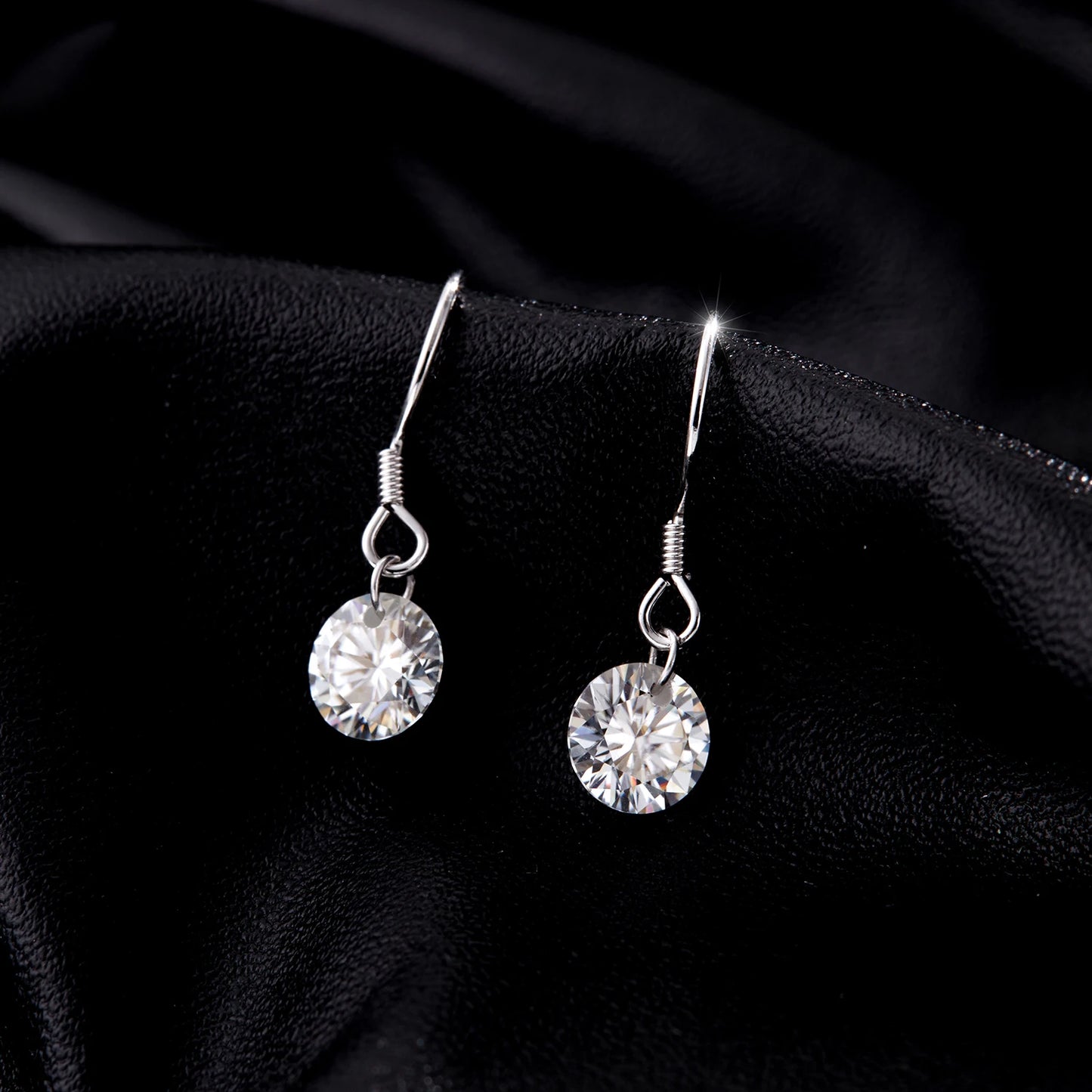 MODIAN 1CT D Color Sparkling Moissanite Hook Earrings 925 Sterling Silver Round Sway Dangle Earrings For Women Fine Jewelry