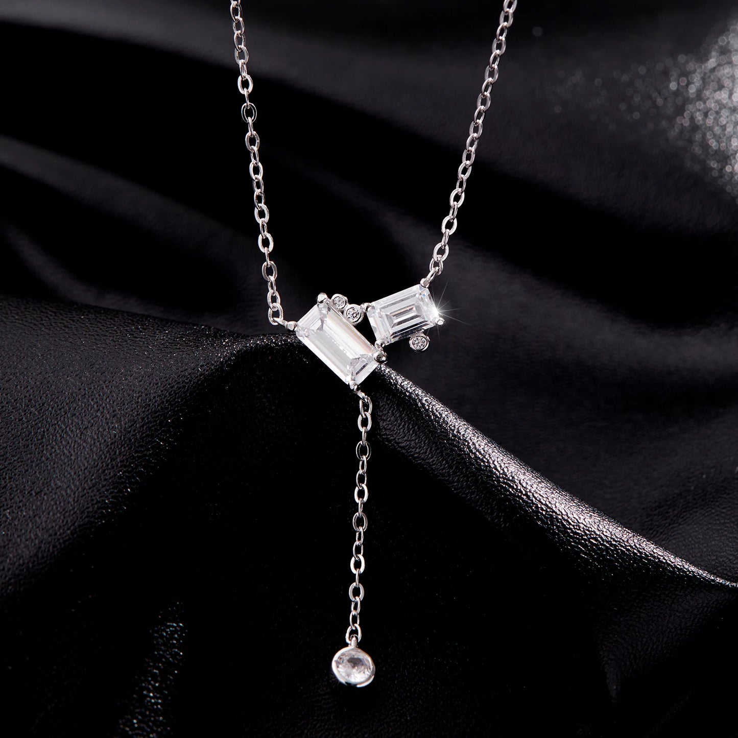 Collar con colgante en forma de Y de cadena de eslabones rectangulares de circonita cúbica transparente de MODIAN en plata de ley 925 para mujer, joyería fina