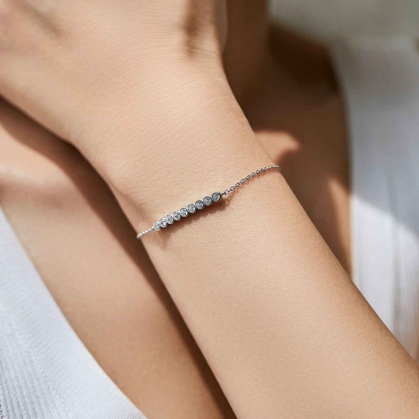Collar con colgante de cadena de eslabones de moissanita de color D de MODIAN, plata de ley 925, moderno brazalete redondo en forma de A para mujer, conjunto de joyería fina