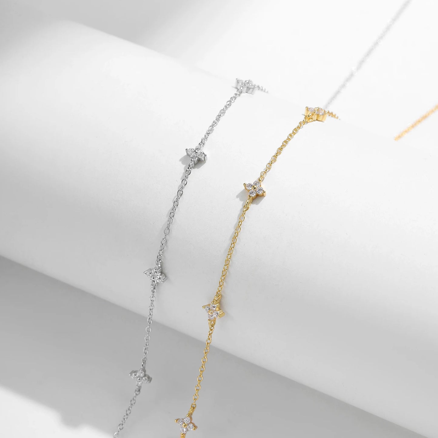 Collar MODIAN de plata de ley 925 con circonita y trébol de cuatro hojas para mujer, cadena de eslabones moderna, dijes apilables, joyería fina