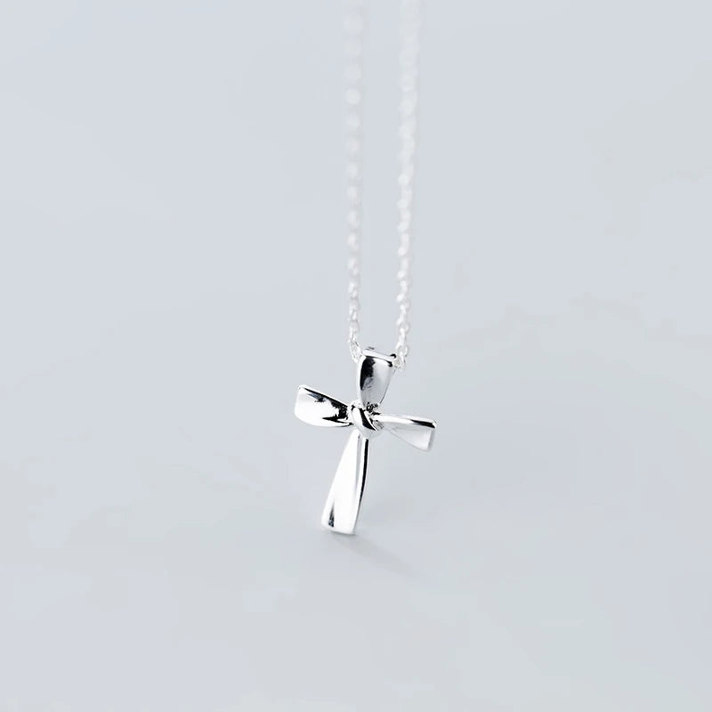 Colgante minimalista de cruz Modian, pequeño, de plata de ley 925, con nudo geométrico, cadena de eslabones para mujer, joyería fina
