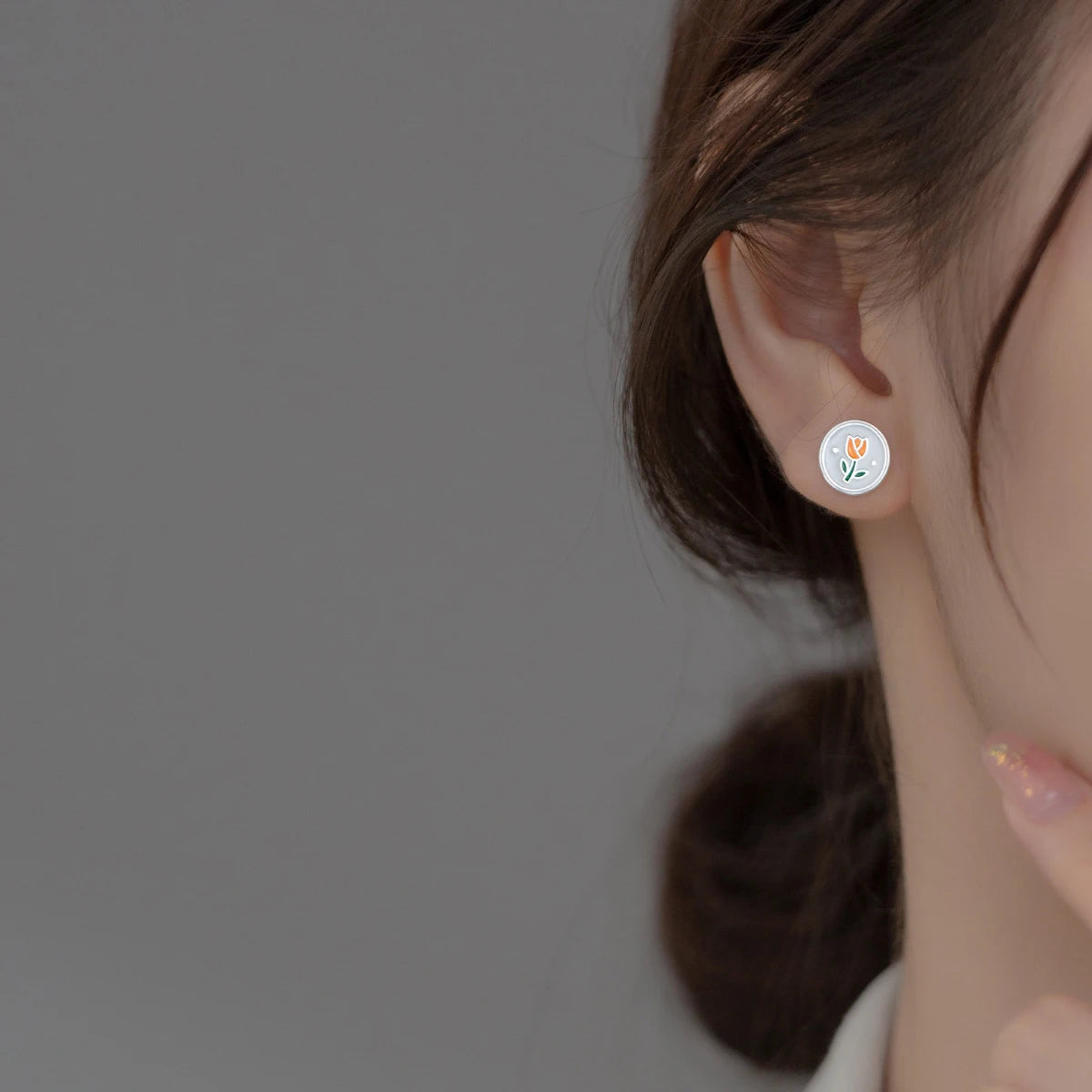 Pendientes de botón redondos de esmalte vintage Modian de plata de ley 925 con diseño de flor, sencillos y bonitos, para mujer, joyería para prevenir alergias.