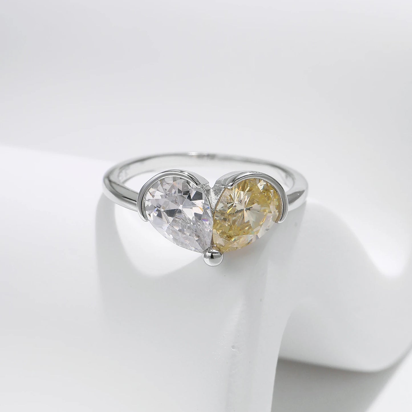 Anillo MODIAN de plata de ley 925 con forma de corazón romántico y delicado anillo de gota de agua con piedra de circonita cúbica para mujer, joyería fina para boda, regalo