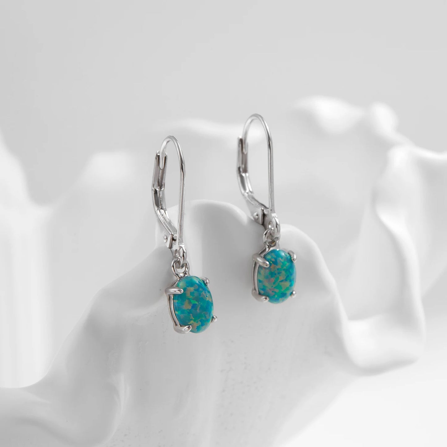 Pendientes de aro de ópalo verde ovalado elegantes y exquisitos de MODIAN en plata de ley 925 para mujer, accesorios de joyería fina para vacaciones diarias.