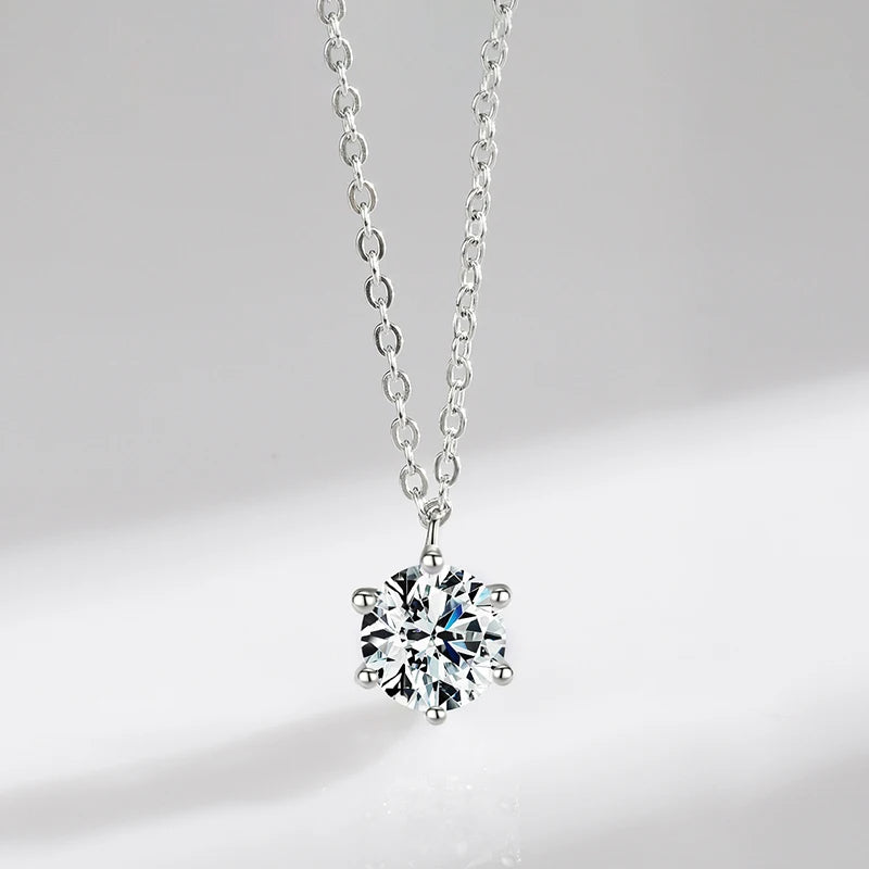 Collar Modian de plata de ley 925 con colgante de circonitas redondas brillantes de 1 quilate y diez corazones, joyería clásica de boda para mujeres.