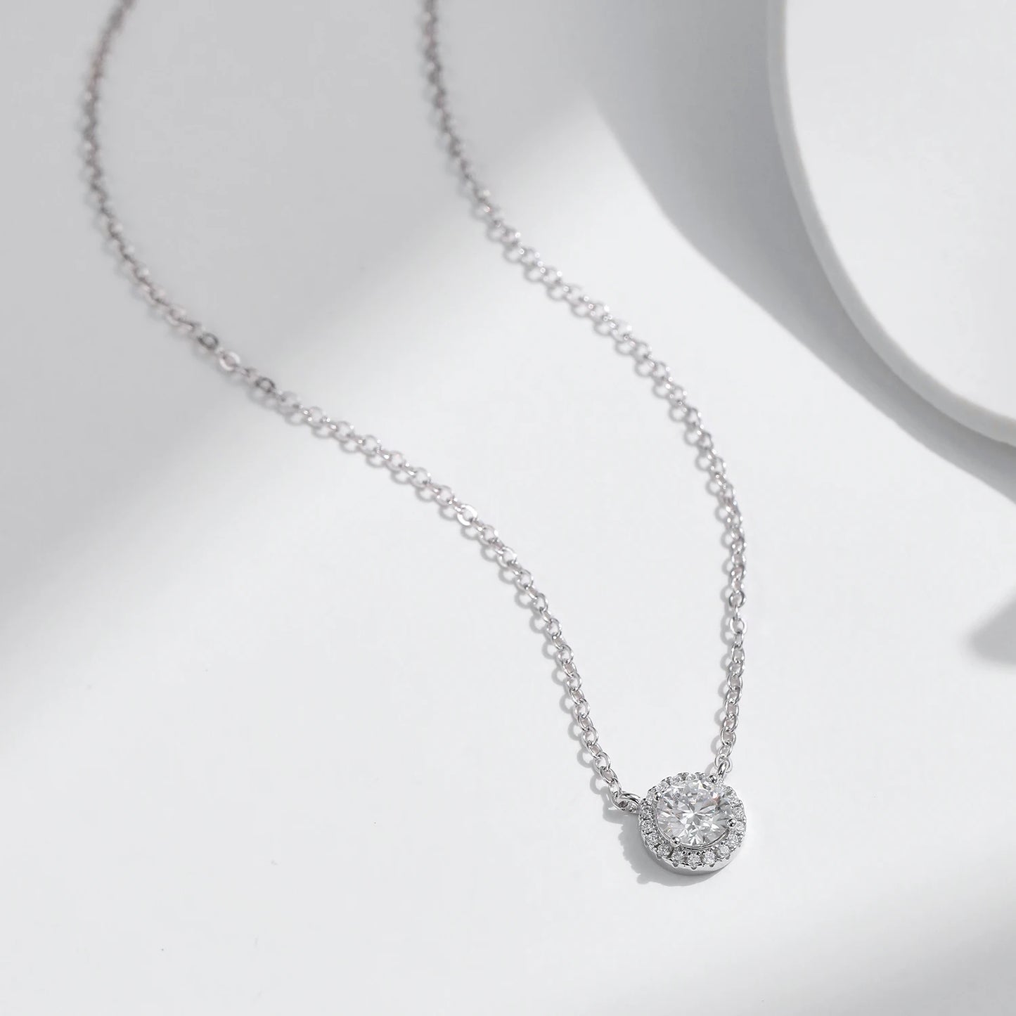 Collar con colgante de moissanita de plata de ley 925 con halo cuadrado y redondo de MODIAN, collar con diamantes de laboratorio VVS1 de color D para mujer, joyería