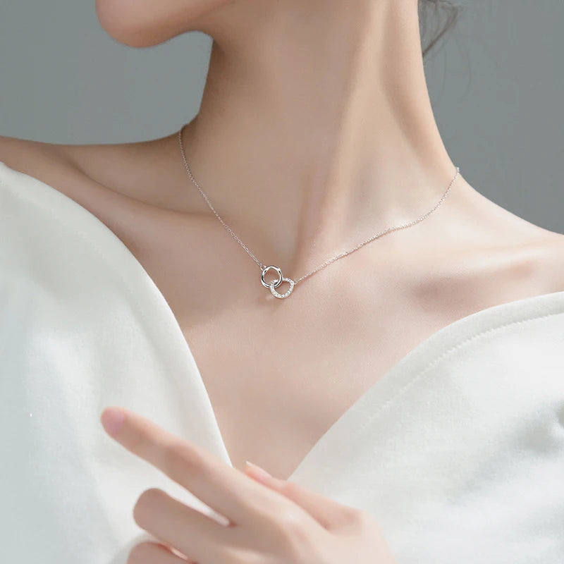 Colgante Modian Simple Vintage de circonita cúbica transparente con forma geométrica redonda entrelazada en plata de ley 925 para mujer, cadena de eslabones, collar, joyería fina