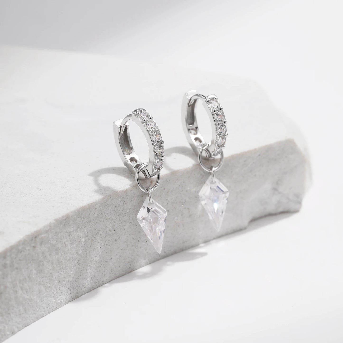 Pendientes de aro MODIAN de plata de ley 925 con circonitas cúbicas brillantes y rómbicas para mujer, chapados en platino, joyería fina hipoalergénica de moda.