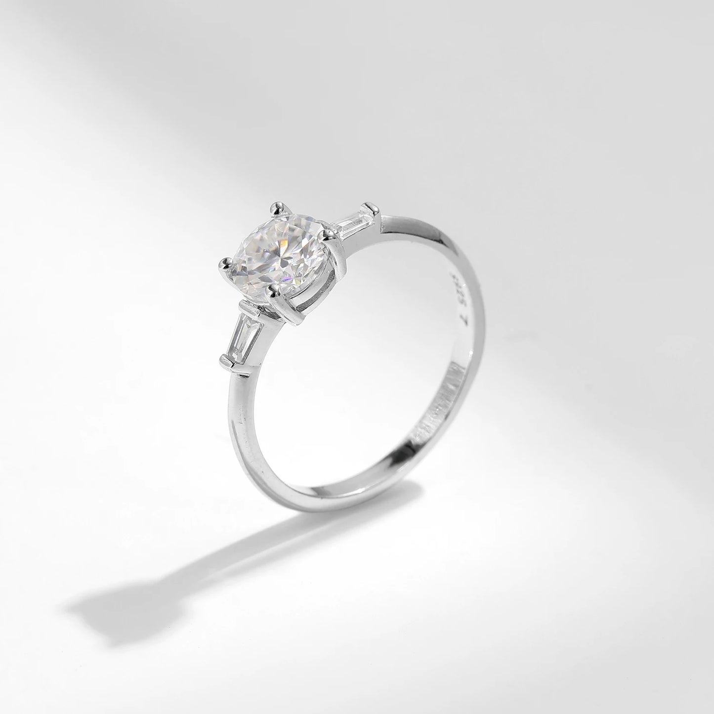 Anillo de moissanita redonda MODIAN de 1,0 quilates con diamante de laboratorio de color D, clásico, de plata de ley 925, para boda, compromiso, joyería para mujer