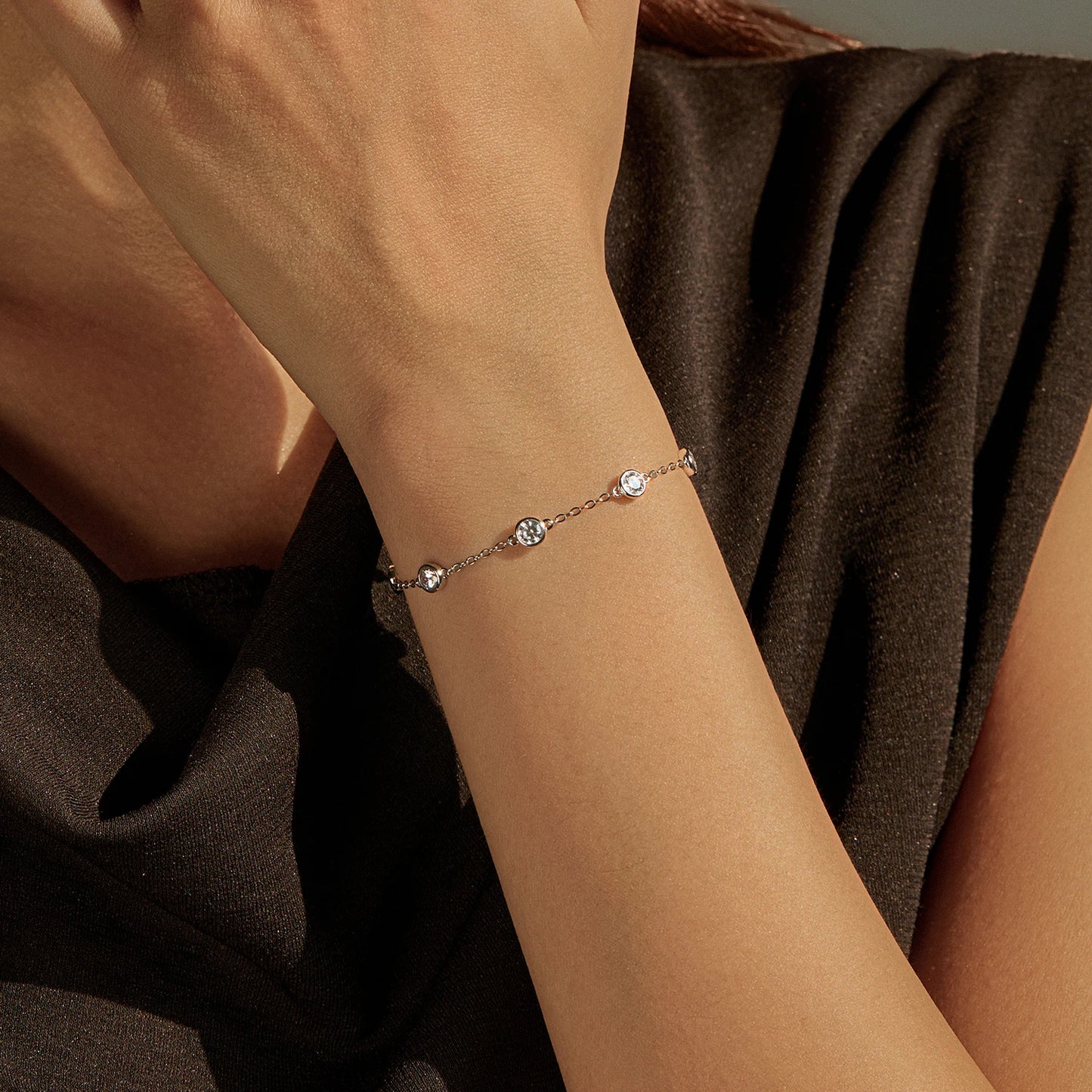 MODIAN 925 Sterling Silver Bezel Round Sparkling Clear Cubic Zirconia Stackable Charm Fashion Bracelet For Women Fine Jewelry