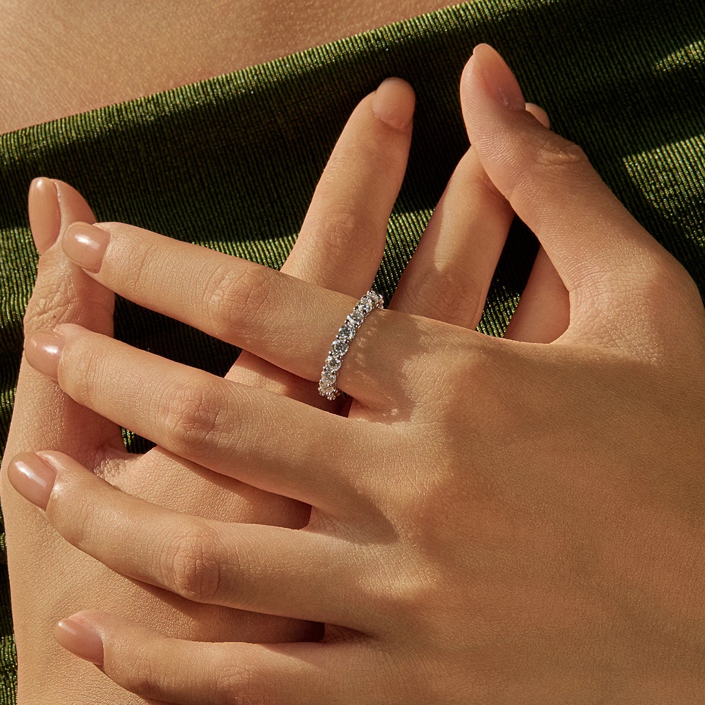 Anillo de eternidad de moissanita de color D de MODIAN, anillo de moda apilable de lujo de plata de ley 925 para mujer, joyería fina