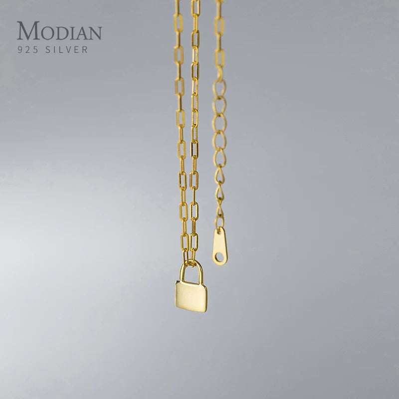 Collar Modian Fashion de plata de ley 925 con cadena de eslabones y colgante con forma de llave para mujer, ideal como regalo de boda o fiesta.
