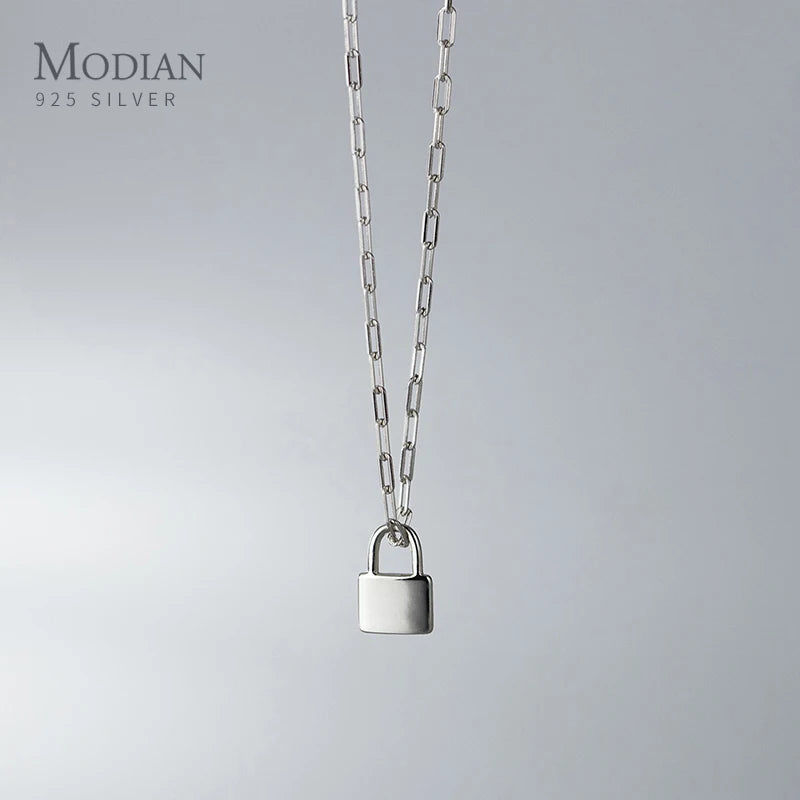 Collar Modian Fashion de plata de ley 925 con cadena de eslabones y colgante con forma de llave para mujer, ideal como regalo de boda o fiesta.