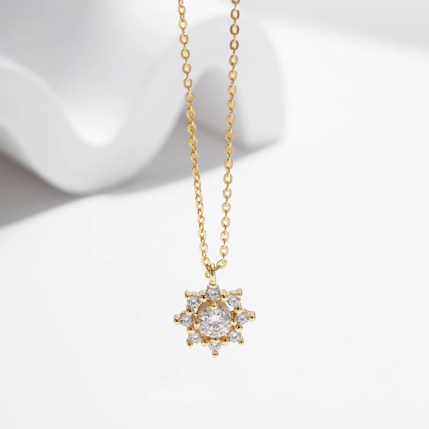 MODIAN 0.5 Carat Moissanite Necklace D color VVS1 Lab Diamond Snowflake Necklace For Women 925 Sterling Silver Jewelry