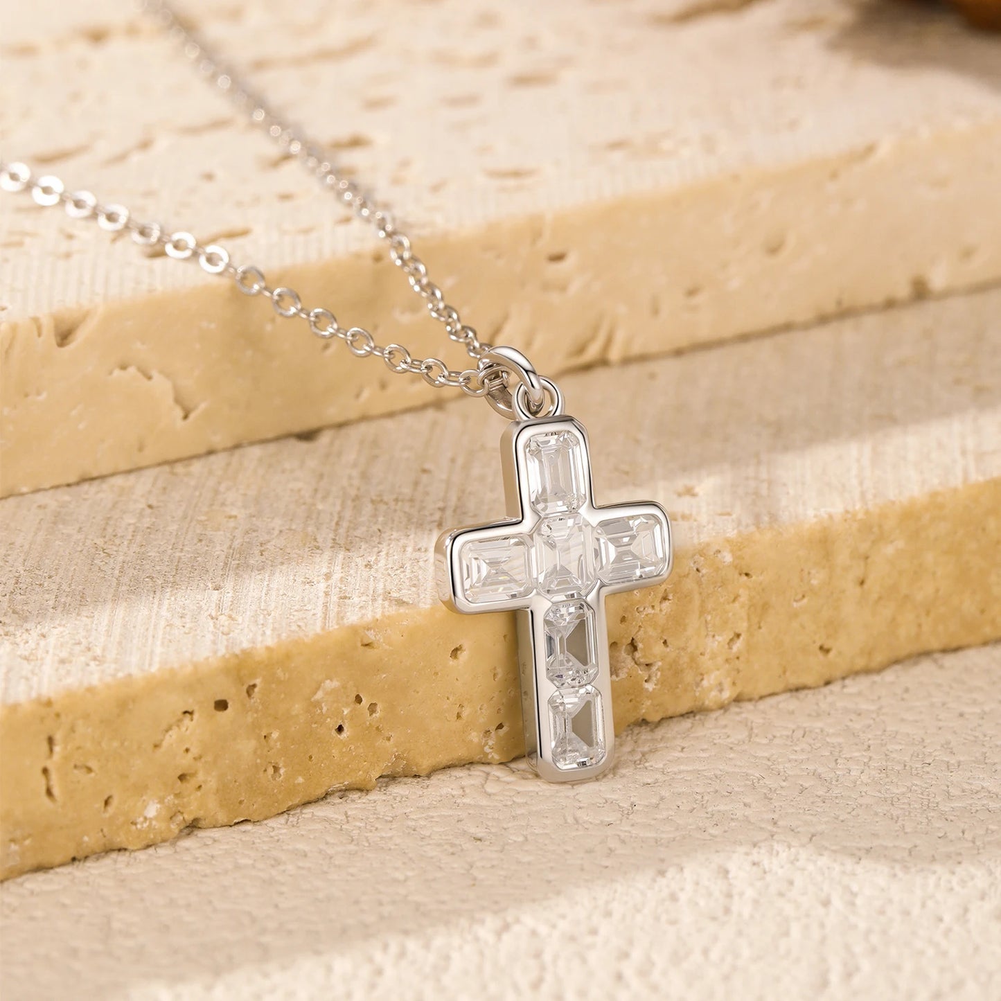 MODIAN 925 Sterling Silver Sweet Cool Cross Link Chain Necklace Emerald Cut CZ Pendant Necklace For Women Fine Jewelry Gift