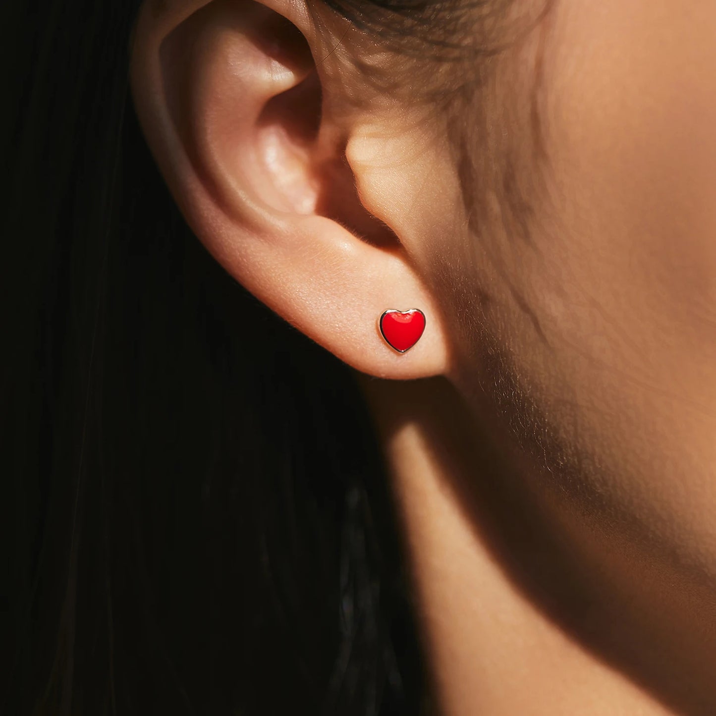 Pendientes MODIAN de plata de ley 925 con diseño romántico de corazón de esmalte rojo, pequeños y encantadores, para mujer, joyería fina de uso diario.