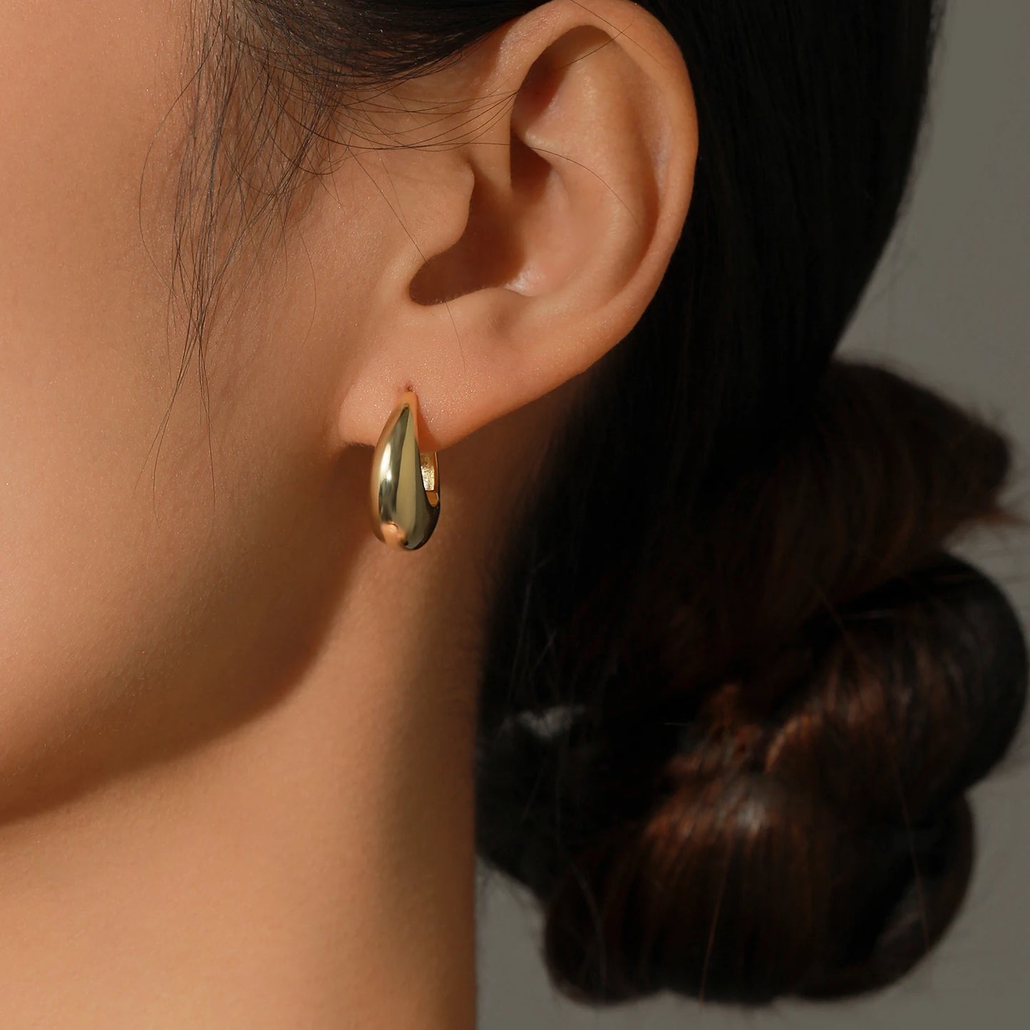 MODIAN 1 pieza de pendientes de aro geométricos lisos y brillantes de plata de ley 925 para mujer, joyería fina para fiestas y vacaciones.