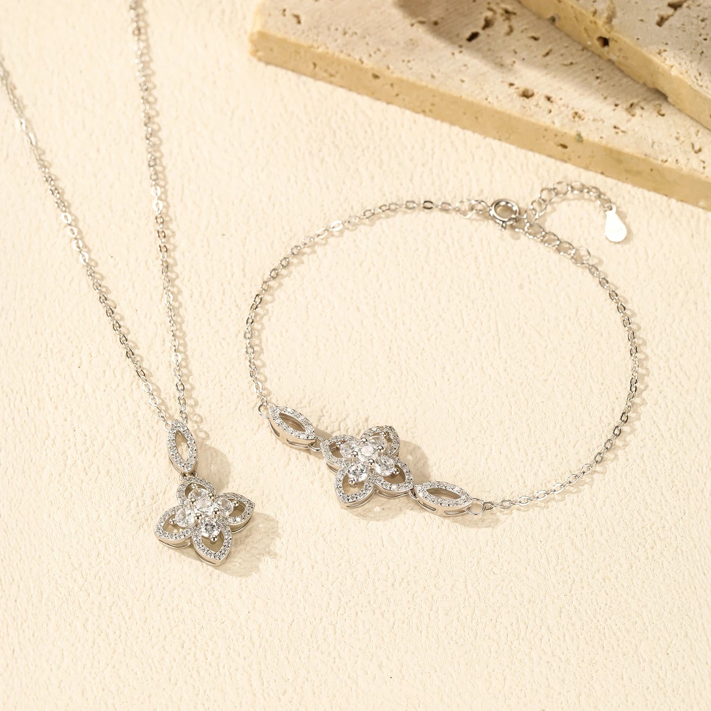 MODIAN 925 Sterling Silver Luxury Flowers Pendant Necklace Classic Daily Wear Jewelry Sets For Women Fine Bracelet