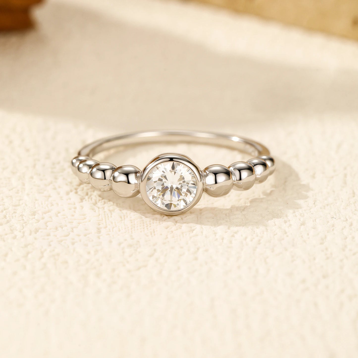 MODIAN 0.5Ct VVS1 Moissanite Rings 925 Sterling Silver Fashion Stackable Finger Ring For Women Wedding Anniversary Jewelry